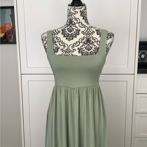 Light Green Sundress, Size Small